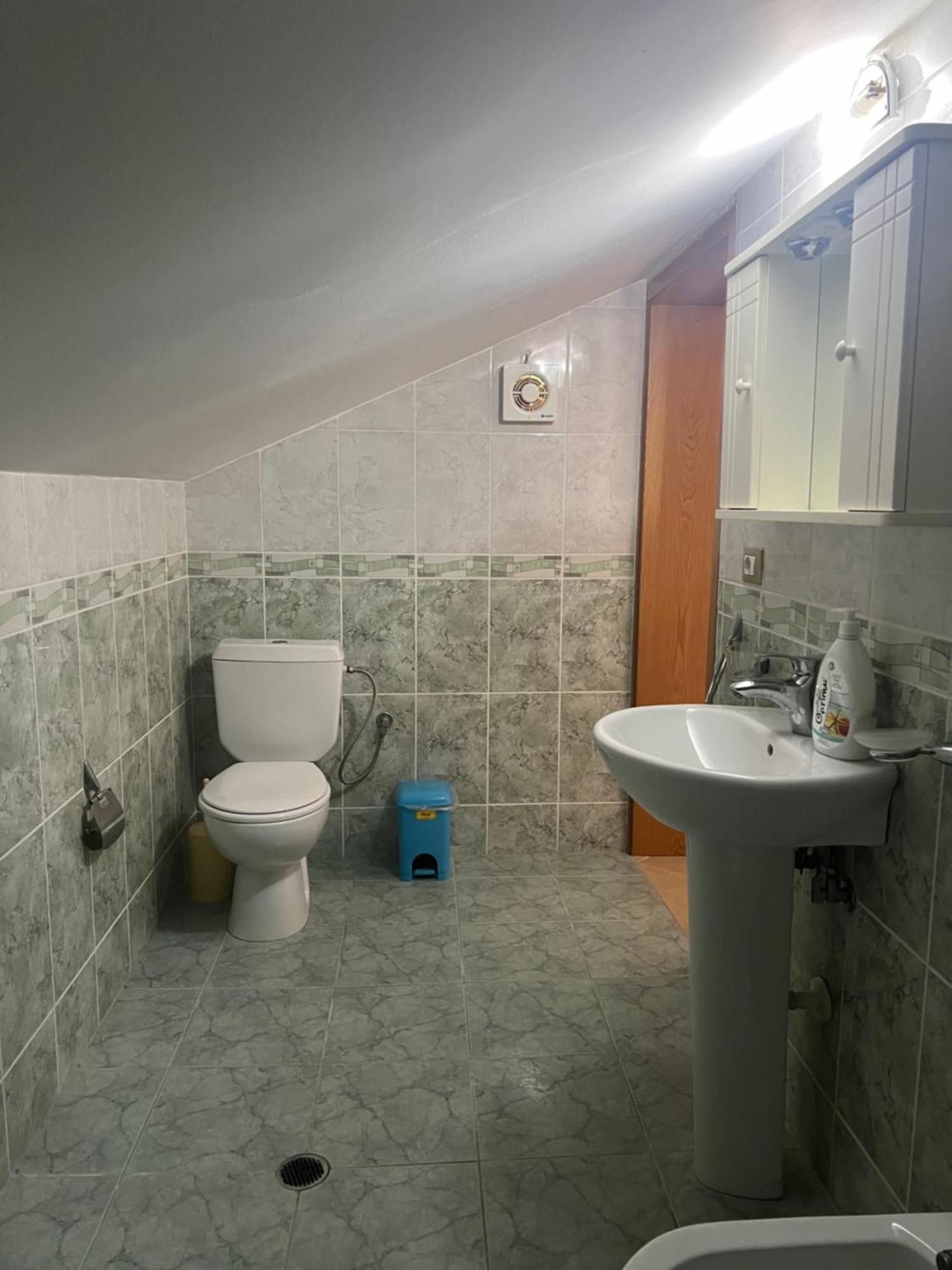 Flower Terrace Apartment Gjirokastër Extérieur photo